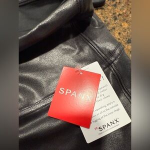 SPANX Black legging